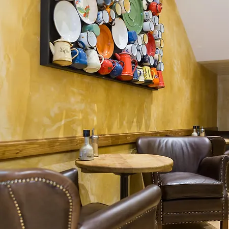 Continental Hotel 4*