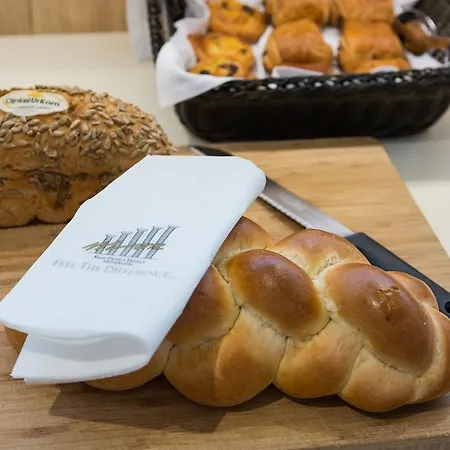 מלון Continental