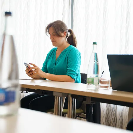 كونتيننتال 4*